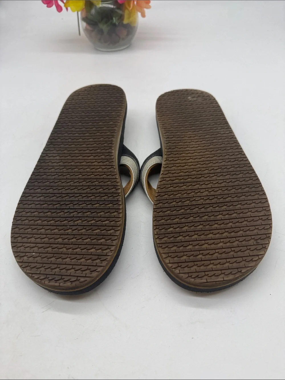 Billabong Black and Brown Men’s Flip Flops with Tan Accent